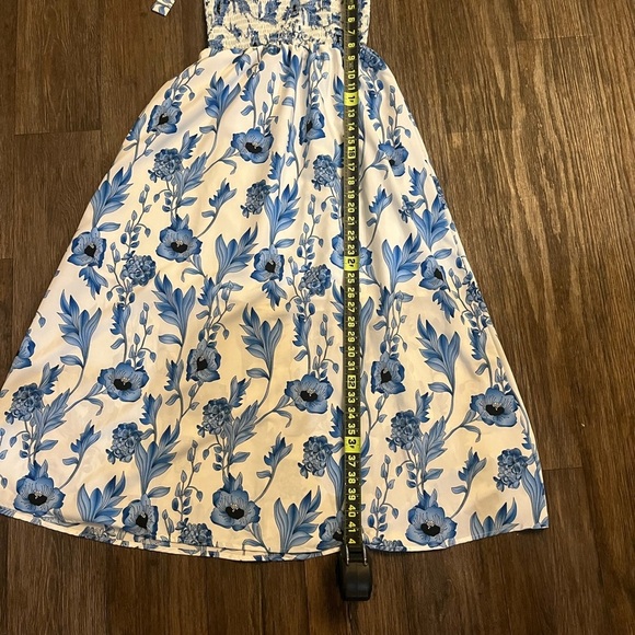 Amazon Blue and White Floral Maxi Dress - Picture 8 of 9